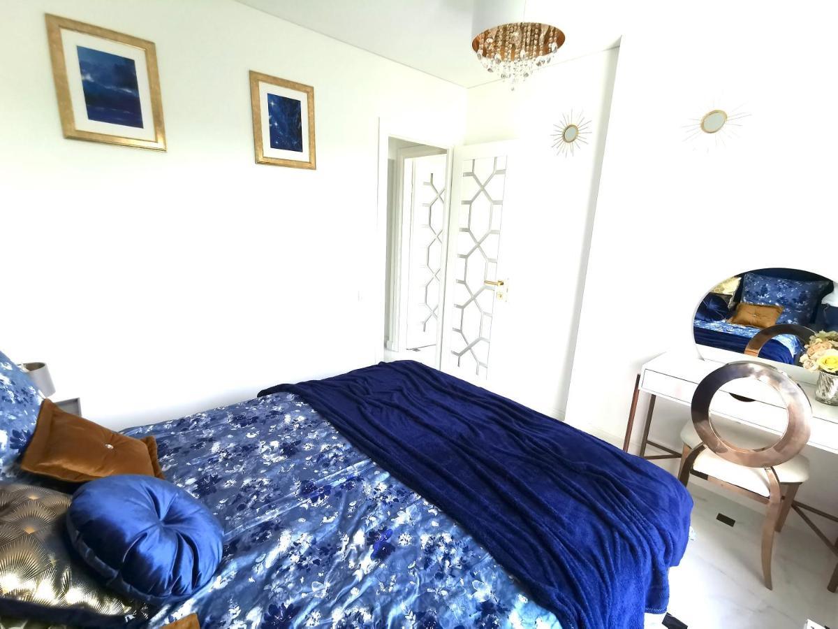 شقة Luxury Penthouse With Large Terrace & Panoramic Old Town View فيلنيوس المظهر الخارجي الصورة