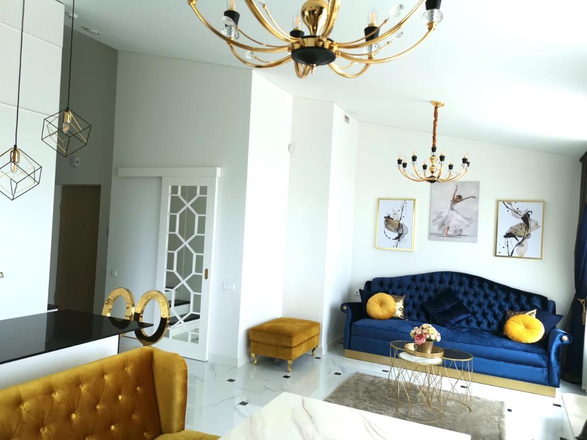 شقة Luxury Penthouse With Large Terrace & Panoramic Old Town View فيلنيوس المظهر الخارجي الصورة