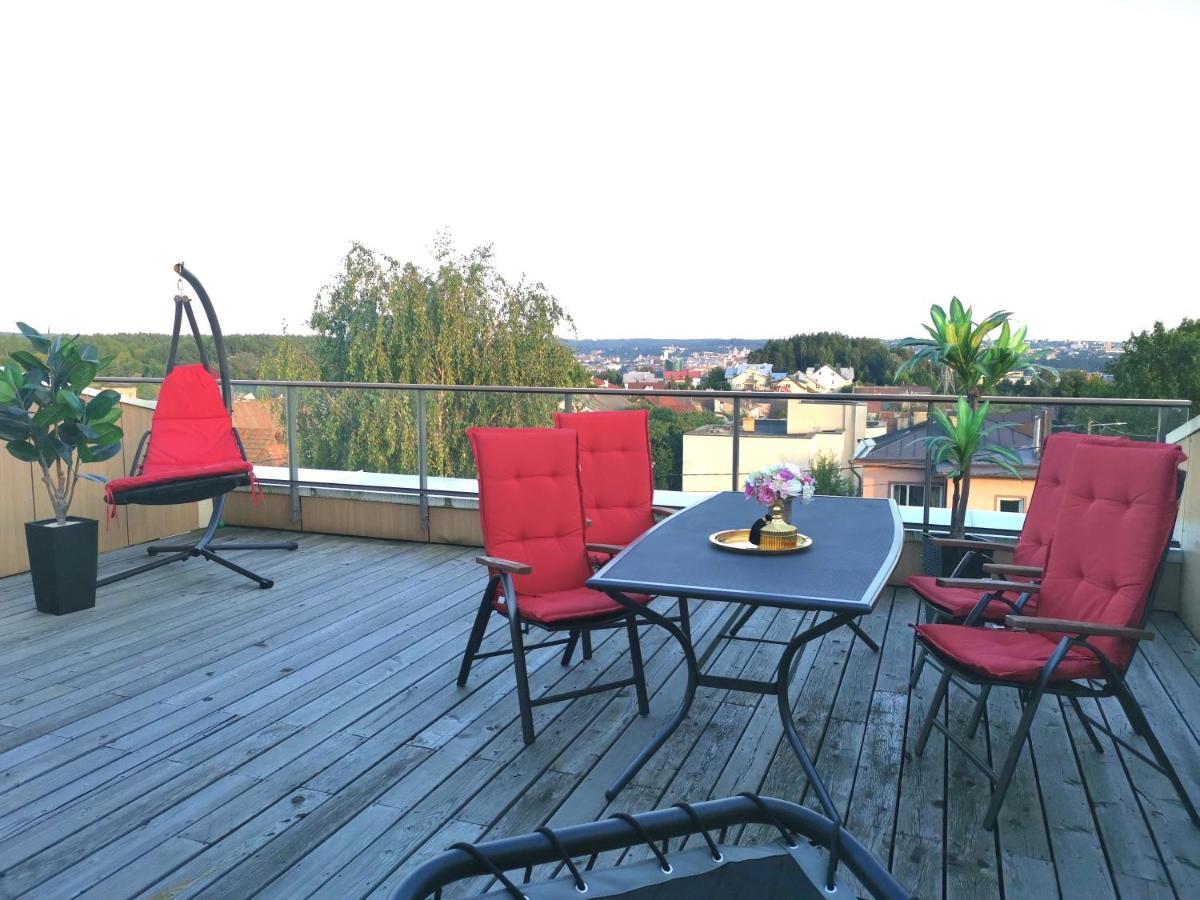 شقة Luxury Penthouse With Large Terrace & Panoramic Old Town View فيلنيوس المظهر الخارجي الصورة