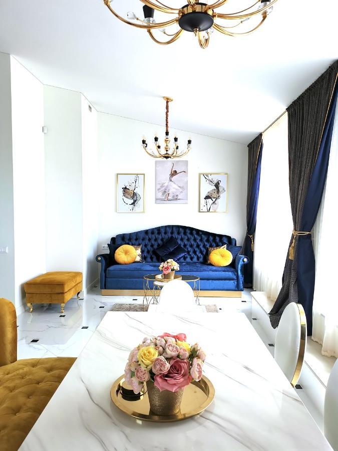 شقة Luxury Penthouse With Large Terrace & Panoramic Old Town View فيلنيوس المظهر الخارجي الصورة